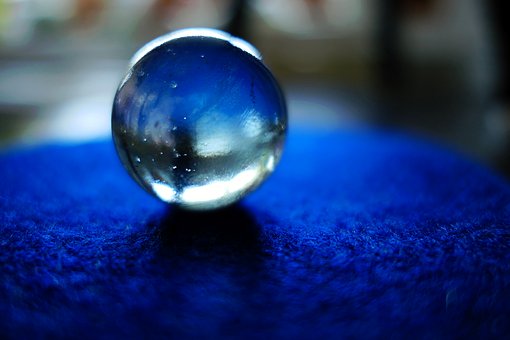 glass-2474568__340.jpg