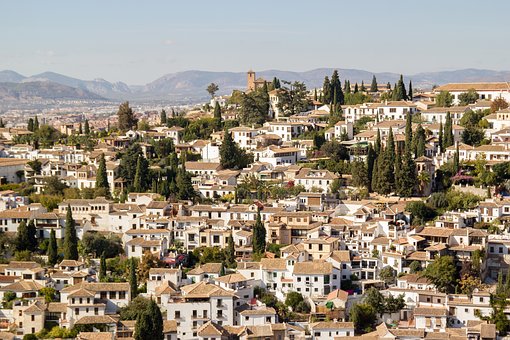 granada-3107980__340.jpg