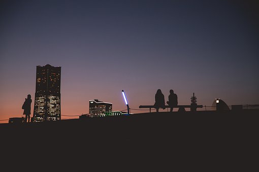 shadow-4332215__340.jpg