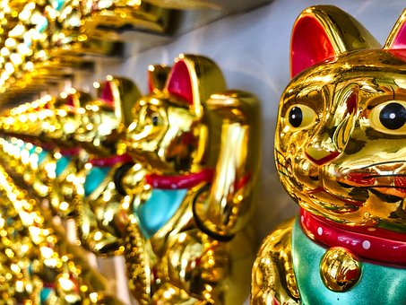 manekineko-4109788__340.jpg