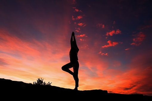 silhouette-2512805__340.jpg