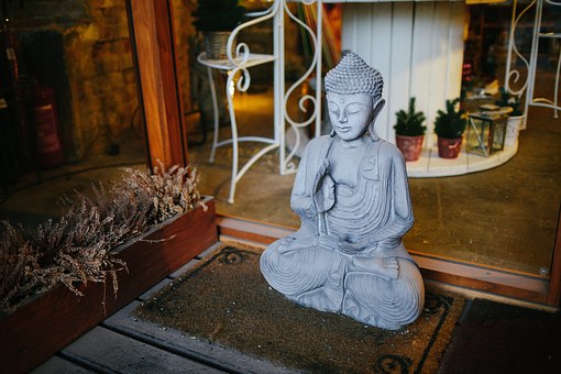 buddha-1246654__340.jpg