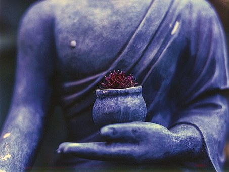 buddha-1308478__340.jpg