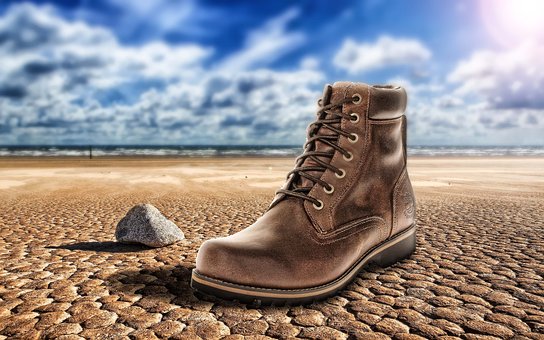 shoe-1743929__340.jpg