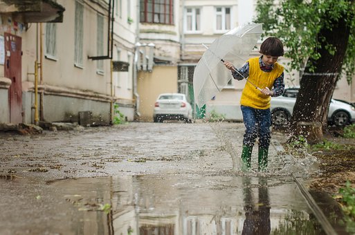 umbrella-2863648__340.jpg